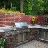 Photo Thumbnail #7: Grill area.