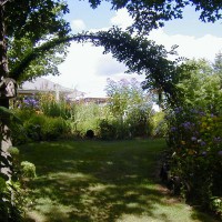 Photo Thumbnail #11: A very large arch that my lady friend welded...