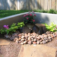 Photo Thumbnail #10: Water feature - bubbling boulders