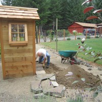 Photo Thumbnail #18: Von is starting work on a stone entry pad.