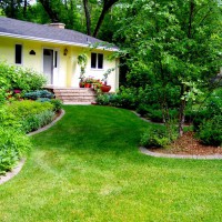 Photo Thumbnail #5: Lawn paths meander through the landscape islands.