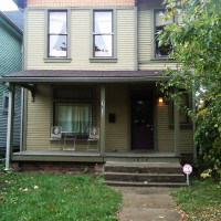 Photo Thumbnail #1: View of front yard from street