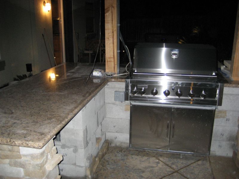 Granite Countertop on Outdoor Kitchen