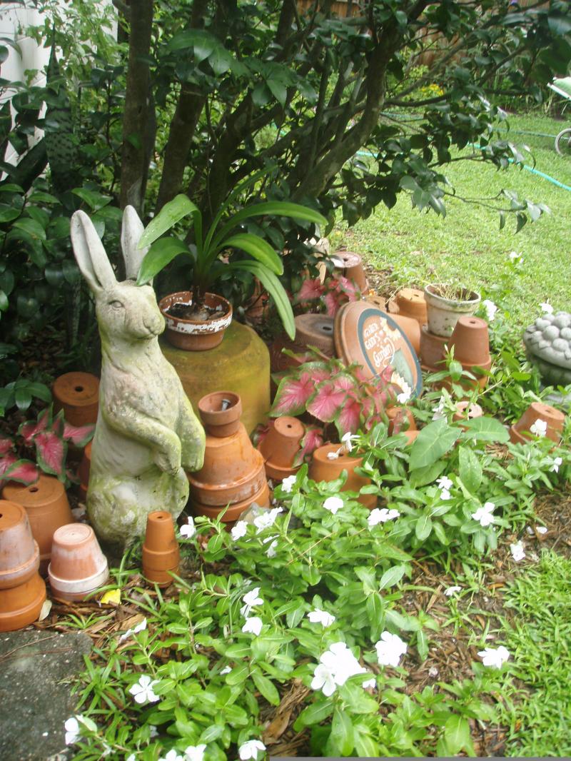 Whimsical Details in a Cottage Garden