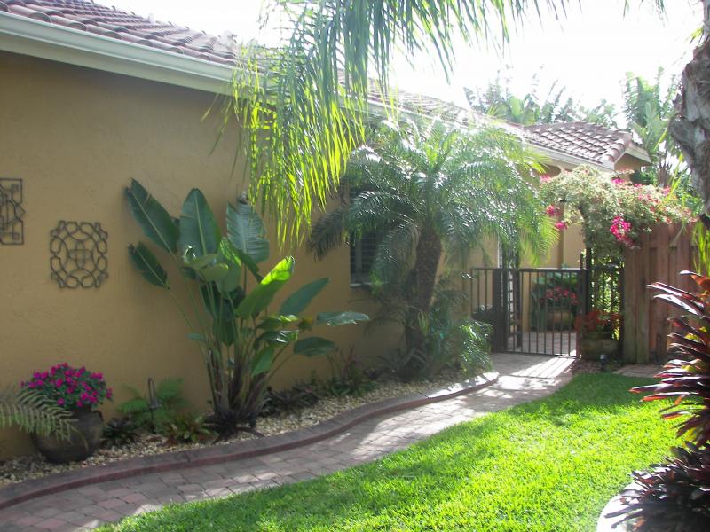Tropical Plants in Your Landscape