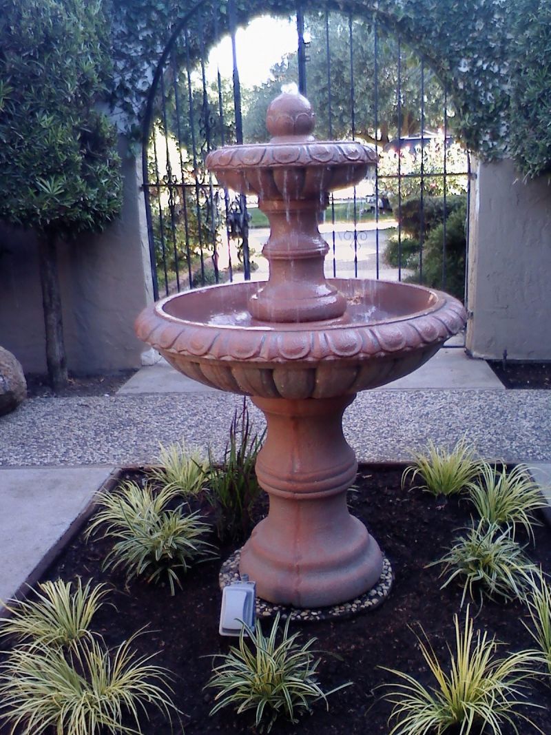 Water Fountains: Large and Small Classic and Quaint | Yard Ideas ...