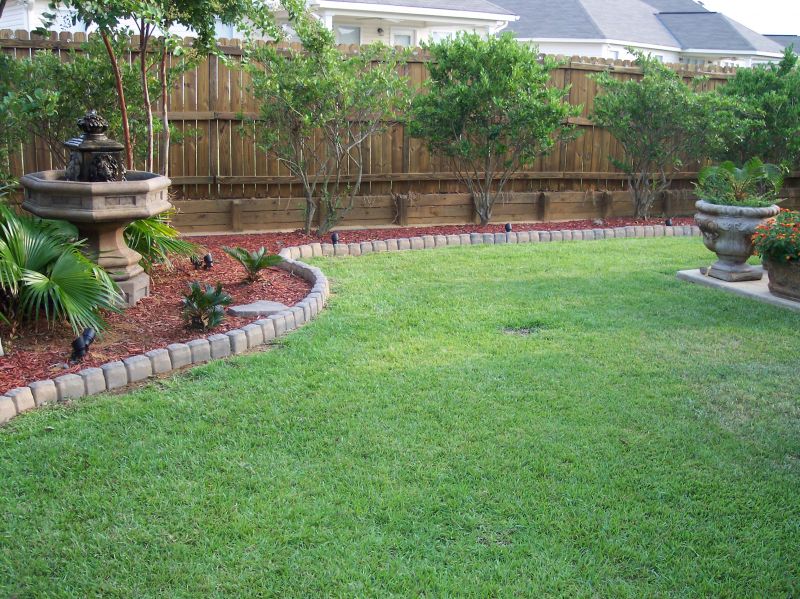 Landscaping Ideas > Landscape Design > Pictures > Front > Backyard