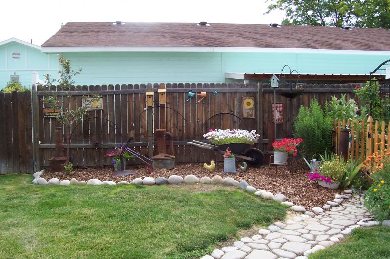 Fence Garden