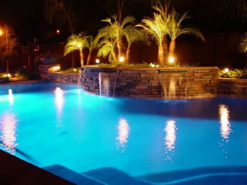 Good Landscape Lighting Makes a Night and Day Difference | Yard ...