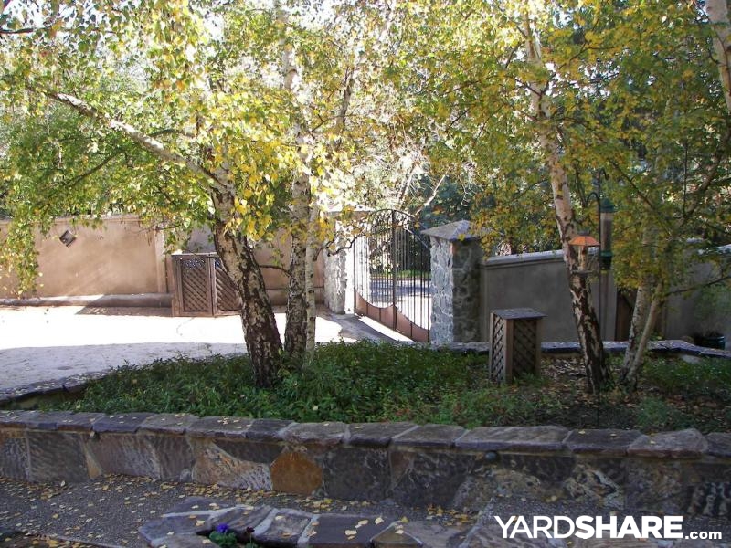 La Maisonnee family paths and destinations